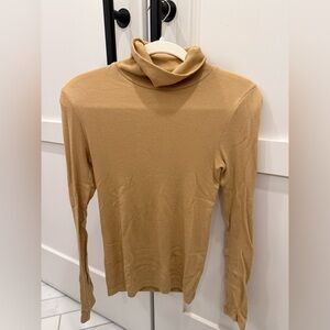 Uniqlo Heattech Camel Turtleneck Sweater